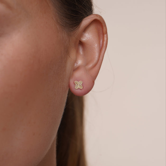 14 Karat Yellow Gold Beaded and Iridescent Diamond Cut Clover Earrings - 14KE0012