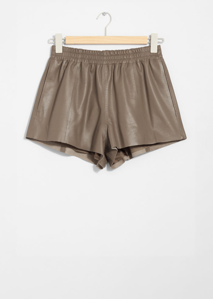 & Other Stories - Cleore Leather Shorts - Beige -