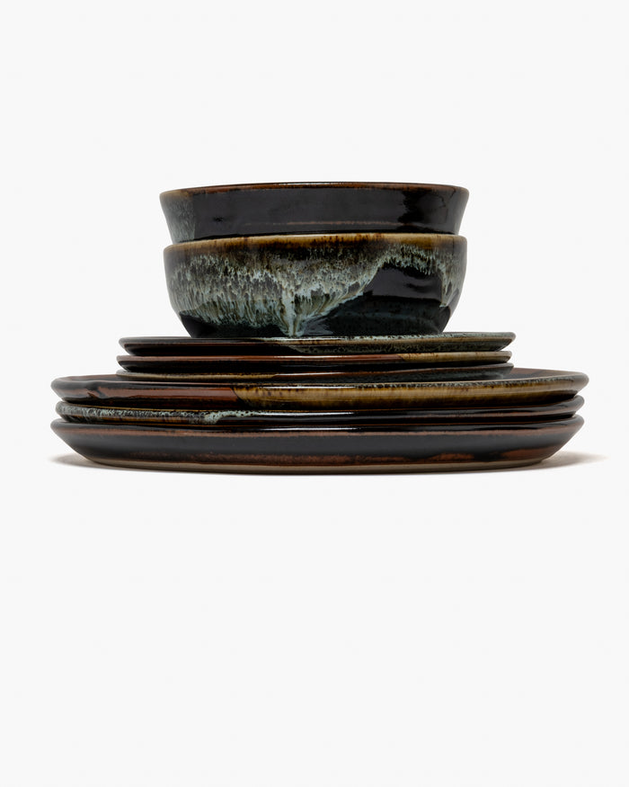 EAT DUST DINNER PLATE